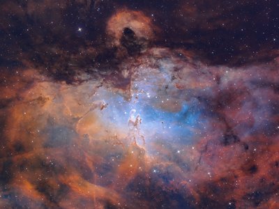 鹰星云